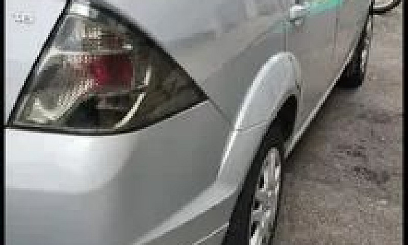 Fiesta Sedan 1.6 201...