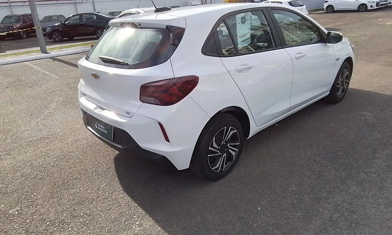 Chevrolet Onix Hatch...