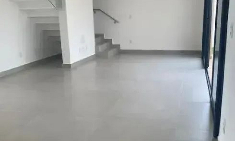 Casa De Condomínio P...