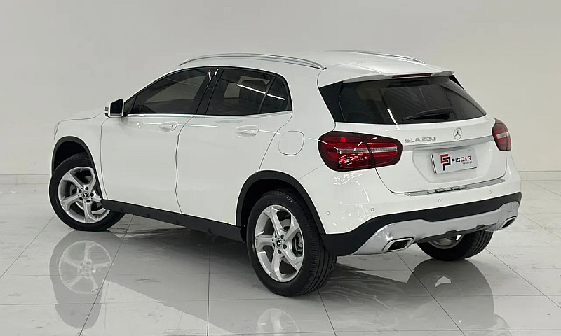 Mercedes-Benz Gla 20...