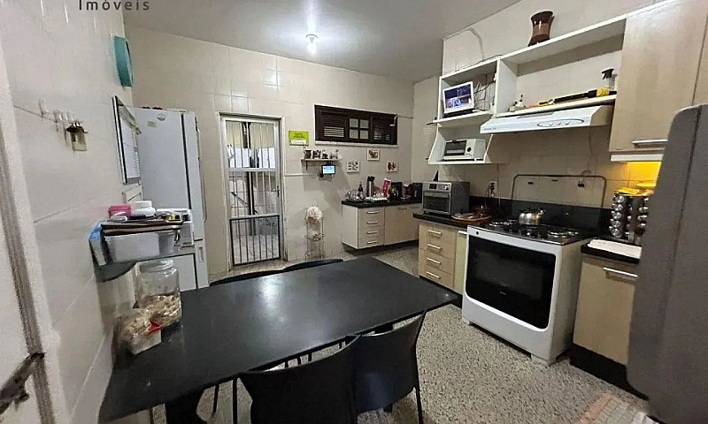 Casa Com 3 Quartos N...