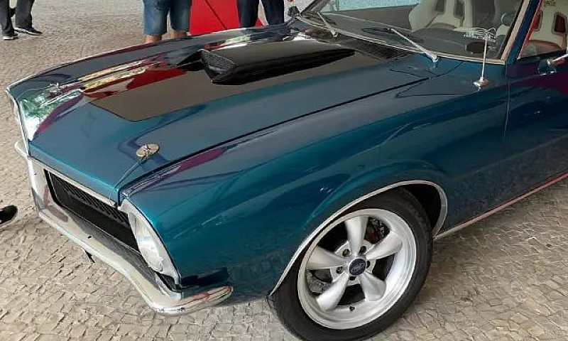 Ford Maverick V8 197...
