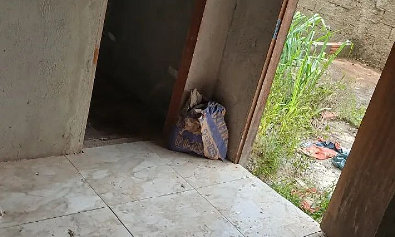 Vendo Casa...