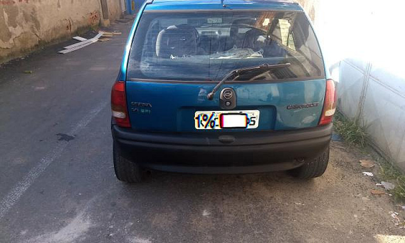 Vendo Corsa 96...