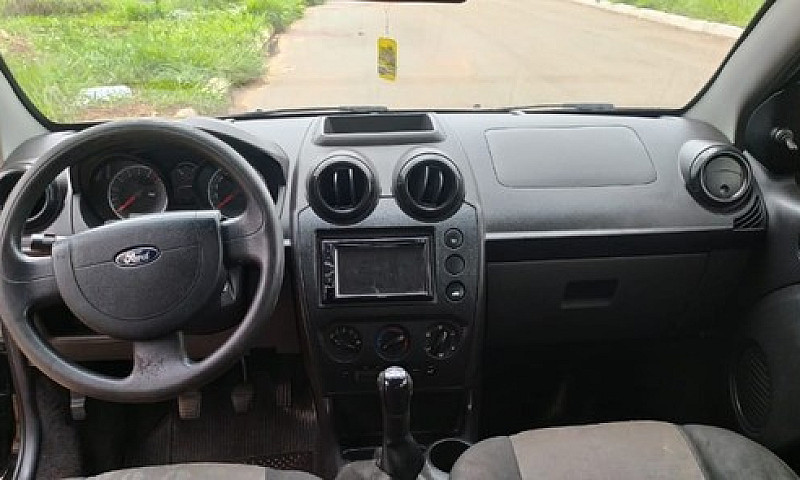 Ford Fiesta 12/13...