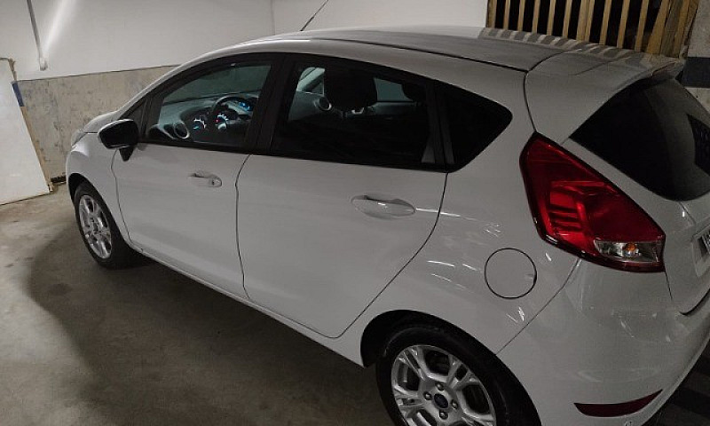 New Fiesta Hatch 1.6...