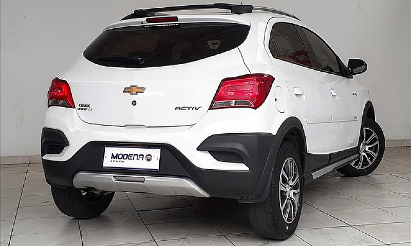 Chevrolet Onix 1.4 M...