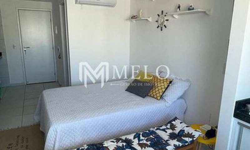 Flat Com 24,69M2, Mo...