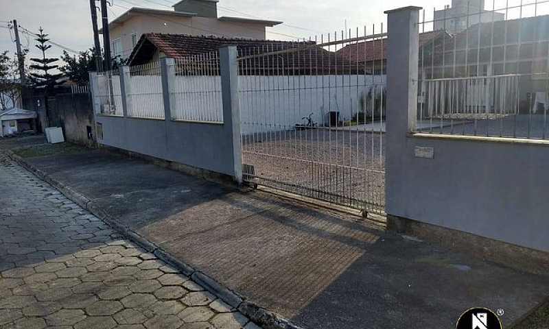Casa De 2 Dormitório...