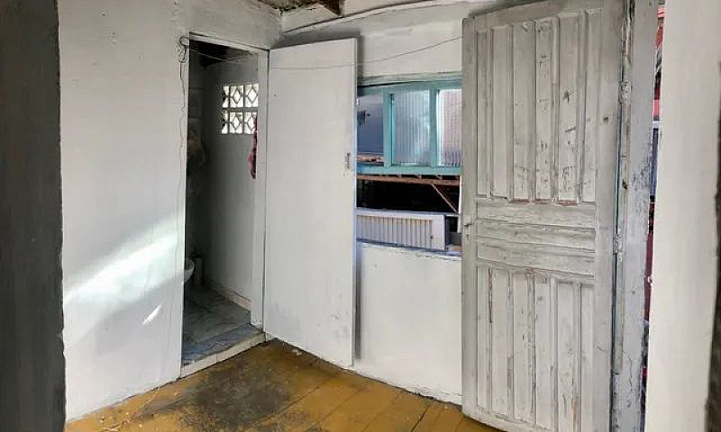 Casa A Venda No Bair...
