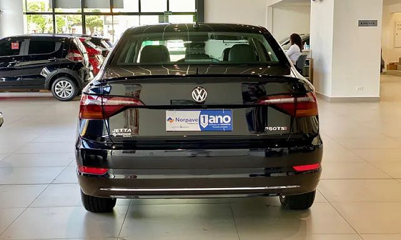 Volkswagen Jetta 1.4...