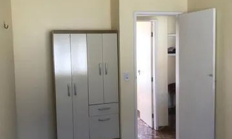 Vendo Apto 2° Andar ...