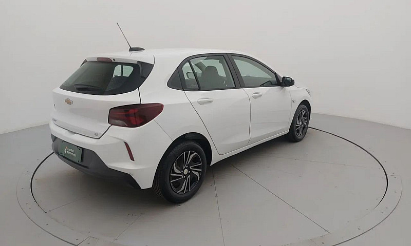 Chevrolet Onix Hatch...