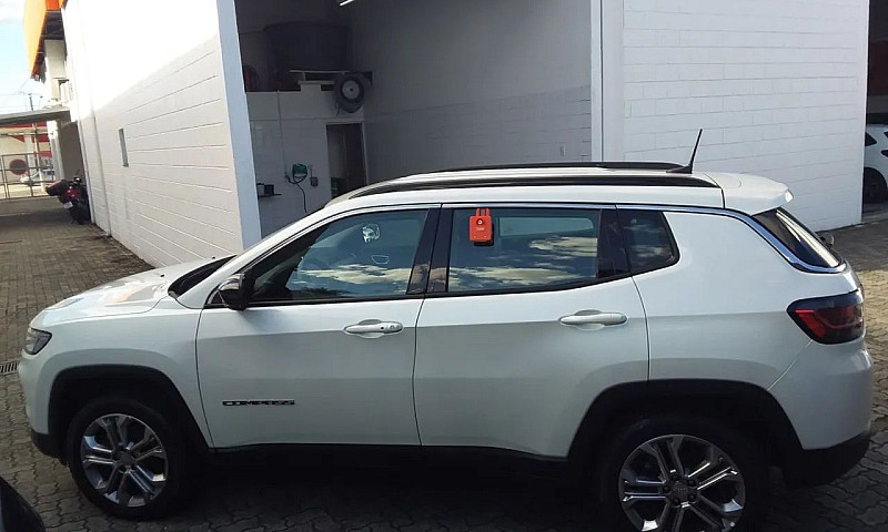 Jeep Compass 2023 1....
