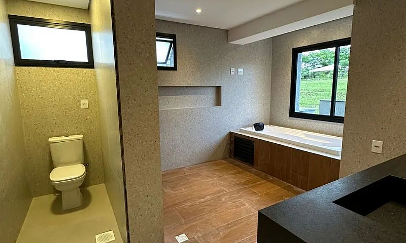 Casa Em Condomínio F...