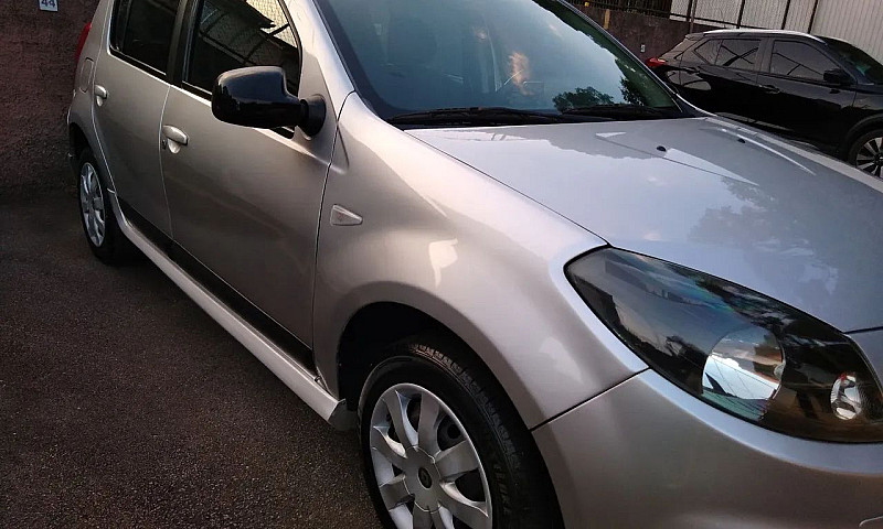 Renault Sandero Priv...