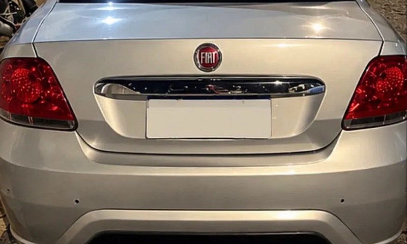 Fiat Linea Essence 1...