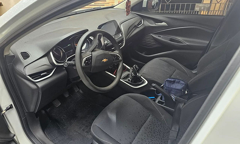 Chevrolet Onix Plus ...