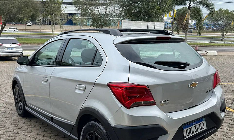 Chevrolet Onix Activ...