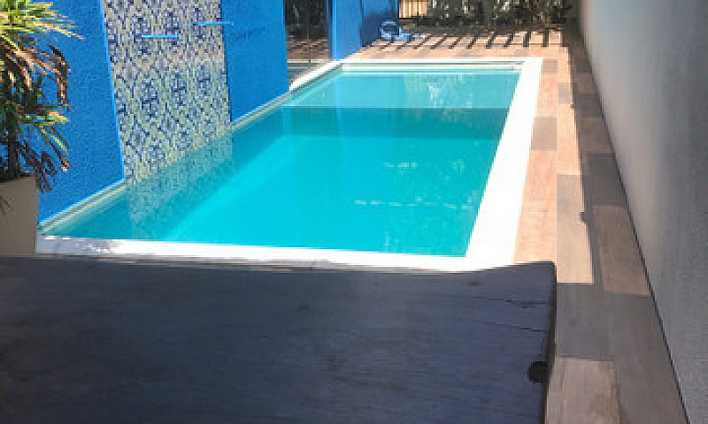 Casa Com Piscina Em ...