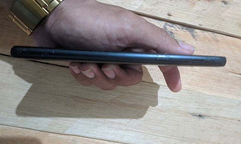 Galaxy J8...