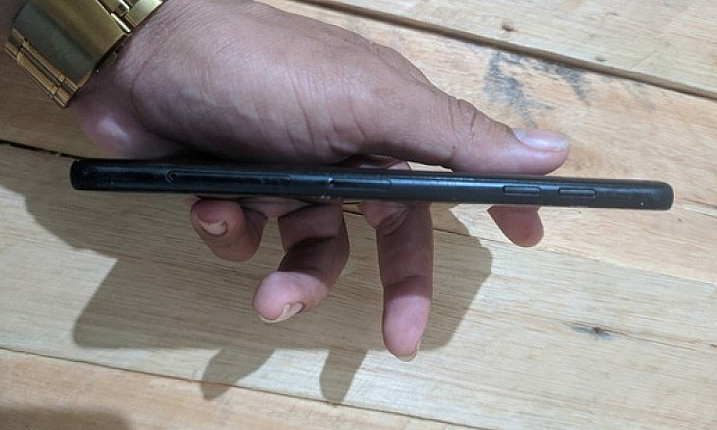 Galaxy J8...