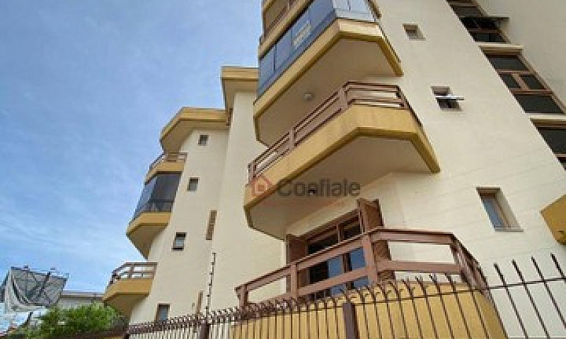Apartamento Com 3 Do...