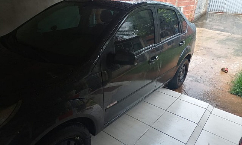 Fiesta Sedan 2010/20...