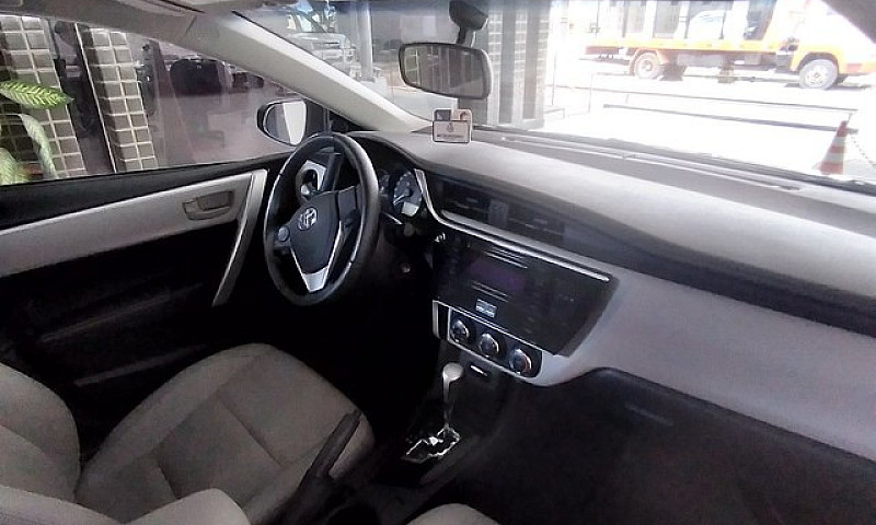 Toyota Corolla ...