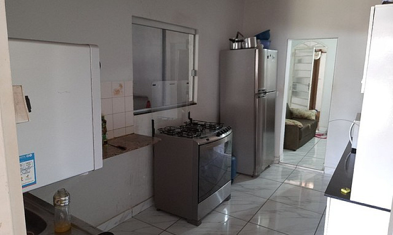 Vendo Casa 4 Quartos...