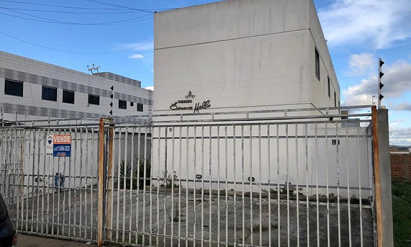 Imóvel Dúplex Garanh...