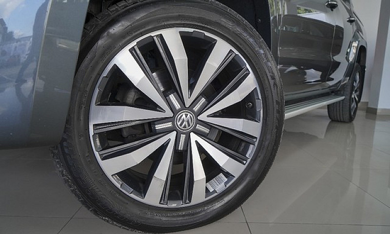 Volkswagen Amarok 3....