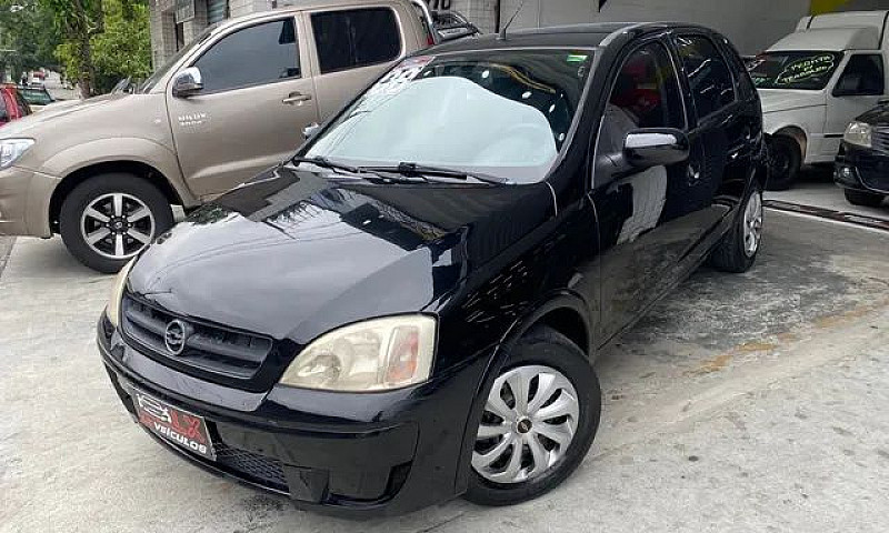 Chevrolet Corsa Hatc...