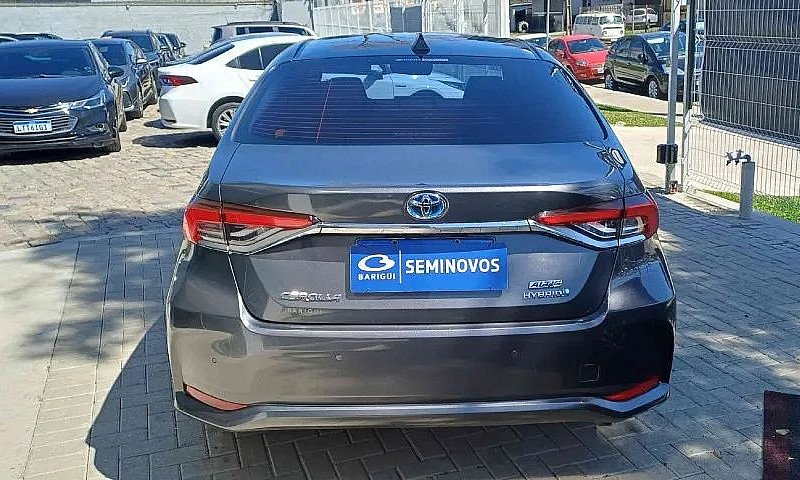 Toyota Corolla Altis...