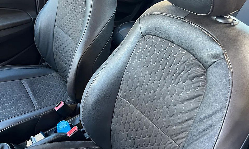 Chevrolet Prisma Sed...