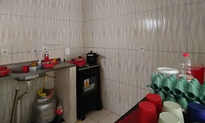 Vendo Um Apartamento...