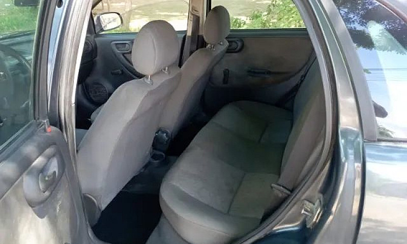 Chevrolet Corsa Hat....