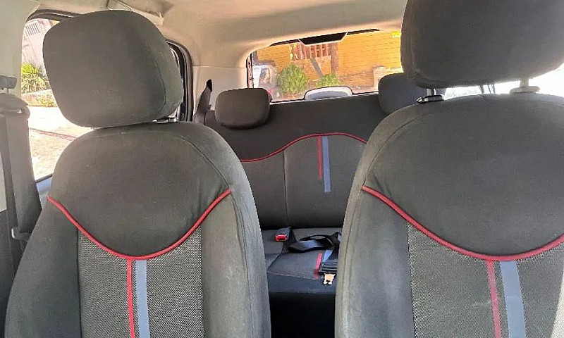 Fiat Uno Vivace Cele...