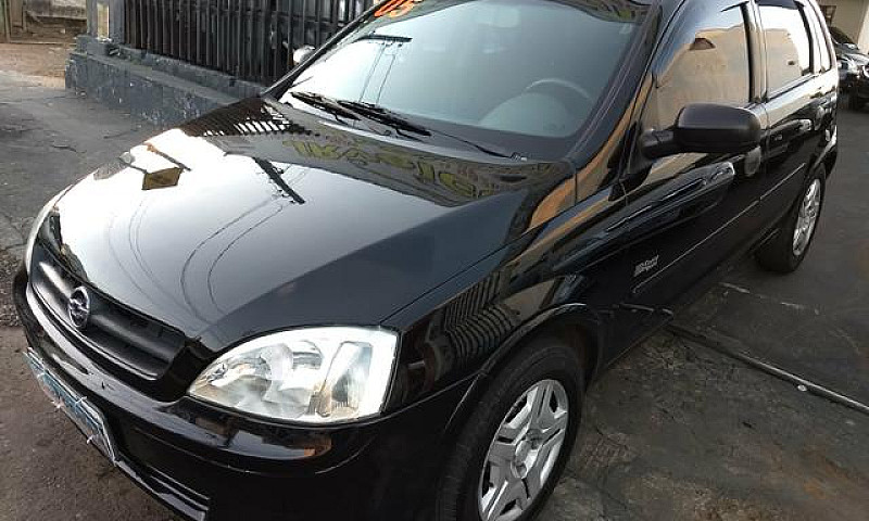 Corsa Hatch 2005 1.0...