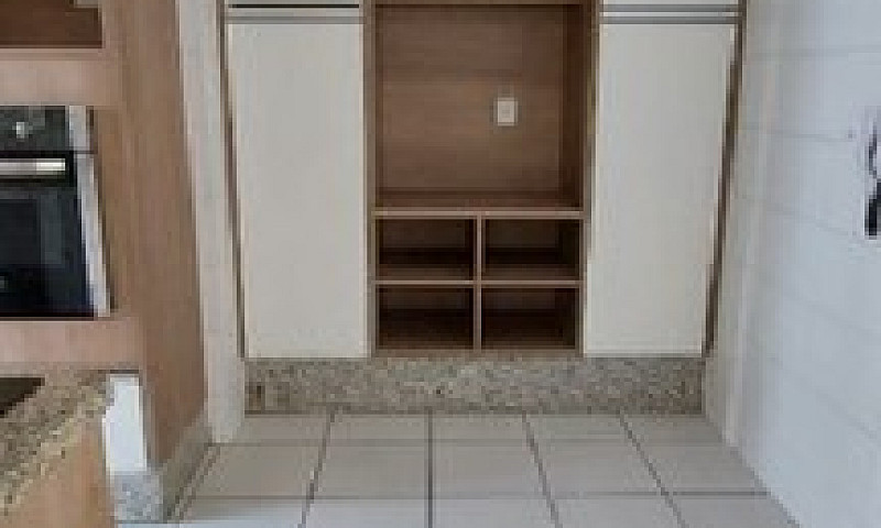 Vendo Um Apartamento...