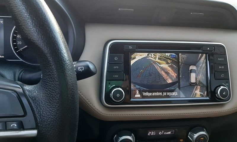 Vendo Nissan Kicks S...