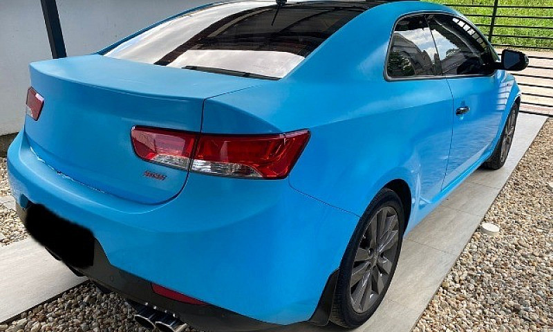 Kia Cerato 2.0 Sx Au...