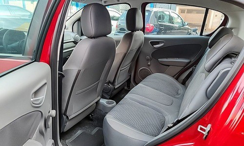 Fiat Palio Attractiv...