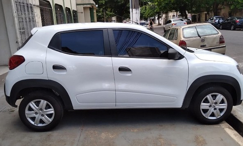 Renault Kwid Zen 1.0...