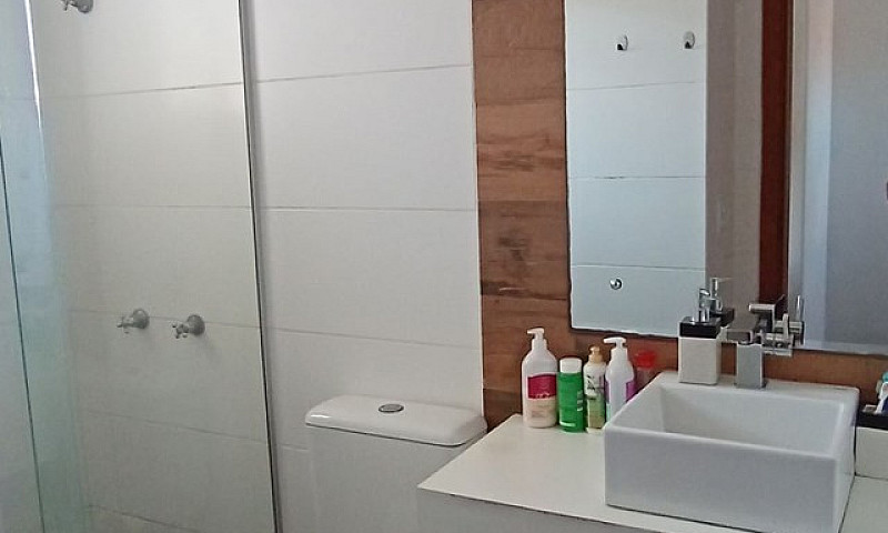 Casa Em Condomínio...
