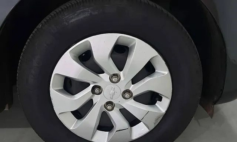 Chevrolet Onix Hatch...