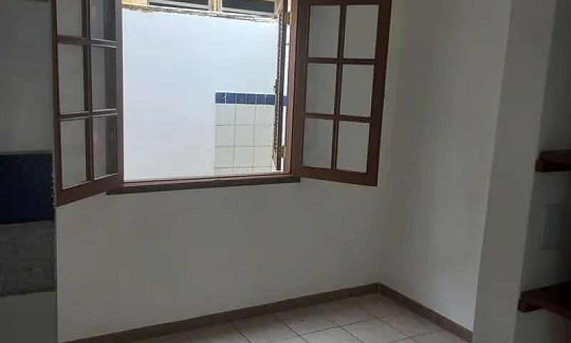 Casa Em Village  Def...