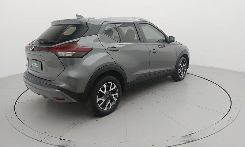 Nissan Kicks Sense 1...