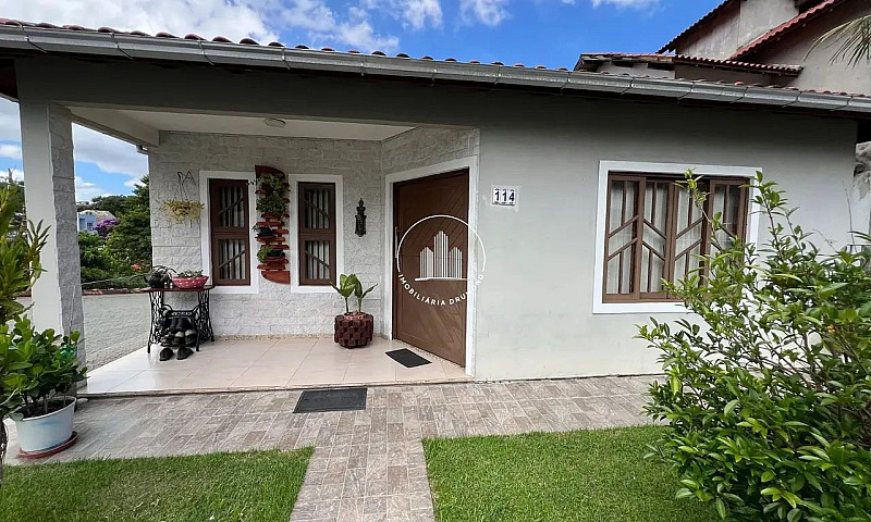Casa 3 Quartos Com P...