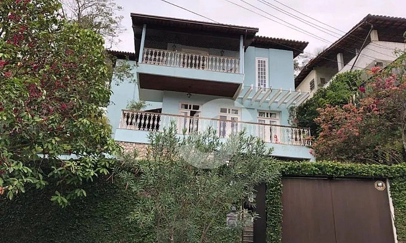 Casa À Venda, 350 M²...